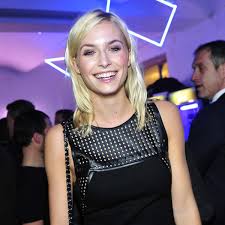 At the age of 18 she took part in heidi's casting show gntm, prevailed against her competitors and won the title. Germany S Next Topmodel 2006 Lena Gercke 13 News Von Burgerreportern Zum Thema