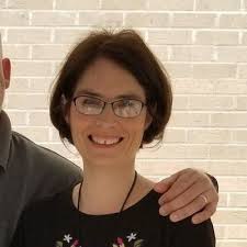 Holly Moffett's Instagram, Twitter & Facebook