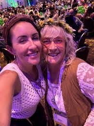 Sarah Brandyberry's Instagram, Twitter & Facebook