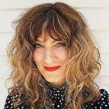 Lizzie Cope's Instagram, Twitter & Facebook