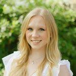 Lelia Carlson's Instagram, Twitter & Facebook