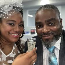 I just re-watched all three seasons. I didn't notice it the first time, but  the look