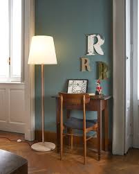 Ali Baba Wood Floor Lamp Design Slide Studio Design Design Del Prodotto Design Della Lampada Arredamento