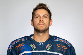 Er Ist Ein Spezieller Typ Aber Wir Suchen Auch Keinen Ministranten Sondern Einen Torjager Christian Donbeck Eishockey News