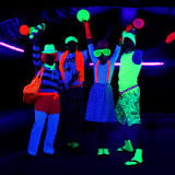 What to wear to a glow party? – PARTY GOAT