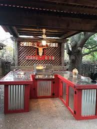 If you're handy, you can do a lot of the work yourself, but a more elaborate design might require a professional. 33 Cool Outdoor Kitchen Design With Farmhouse Style Outdoorkitchen Kitchendesign Kitchenfarmhous Outdoor Kitchen Decor Diy Outdoor Kitchen Backyard Kitchen