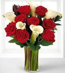 Valentine S Flowers Beautiful Red Rose And Lily Bouquet 13 Stem Bouquet With Vase Bestseller Rose And Lily Bouquet Valentines Flowers Calla Lily Bouquet