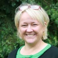 Linda Lauritsen's Instagram, Twitter & Facebook