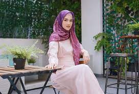 Pengertian warna peach dan contohnya grafis media assalamualaikum salam sobat semua pertemuan ini saya mau memberikan referensi tentang warna yang populer akhir akhir ini yaitu. Hijab Yang Cocok Untuk Baju Warna Peach
