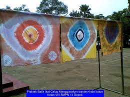 Batik ikat dan celup / batik pelangiподробнее. Batik Ikat Celup Dengan Wantex Subhandepok