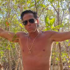 Los amigos y amores que luis miguel ha alejado de su vida: Roberto Palazuelos Revela Como Fue El Incendio En Su Hotel Donde Casi Pierde La Vida Erizos