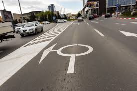 Incadrarea, prioritatea si semnalizarea in sensul giratoriu. Ce Spune PoliÈia Despre Noile Marcaje PremergÄtoare Sensurilor Giratorii Cum Se CirculÄ Corect