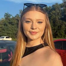 gabrielle hankinson and dylan kelley's Wedding Website