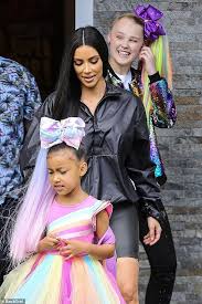 What is jojo's girlfriend's age? Guiding The Reality Star Guided Her Baby Girl Who Was Dressed In An Adorable Rainbow Ensemble Jojo Siwa Outfits Rainbow Outfit Jojo Siwa