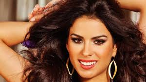 Las cuatro finalistas de Nuestra Belleza Latina