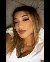 Monique Renteria's Instagram, Twitter & Facebook