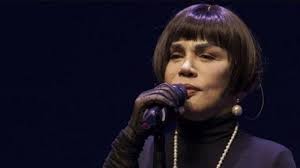 203 sanatçıdan Sezen Aksu'ya destek bildirisi: "Asla yalnız yürümeyecek"