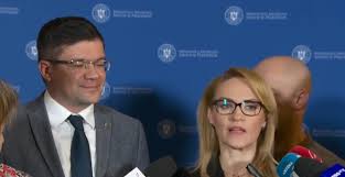 Scandal intens între usr plus şi pnl! Costel Alexe È™i Gabriela Firea Au Pus CapÄƒt Conflictului Pe Tema PoluÄƒrii Din BucureÈ™ti Audio Europa Fm