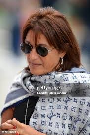 Melanie Bianchi's Instagram, Twitter & Facebook