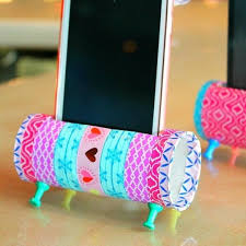 Now it's your turn to make a cute diy phone speaker. 21 Easy Diy Phone Stands You Can Make Right Now