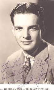 Gordon Jones's Instagram, Twitter & Facebook