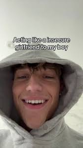 Prank: Acting Insecure Girlfriend to Boyfriend