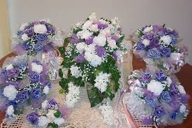 Clusters of bright purple, blue or white flowers form a rounded shape over a tall stalk that looks incredible. Hd Wallpaper Flowers Bouquets Purple Violet White Blue Floral Arrangements Wallpaper Flare