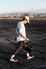 Fast and secure delivery on the collectible sneakers you love on ebay. Pin On Streetwear Fashion
