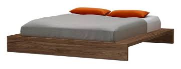 Limo Bed In Walnut Veneer By Boconcept Bed Moderne Bedden Bed Ontwerpen