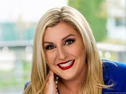 Lindsay Lundberg shares 'the blessing of people being your product'