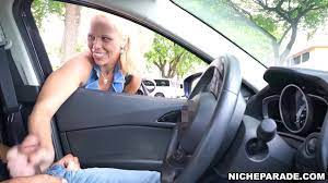 NICHE PARADE - Mature Blonde Slut Gave Me Handjob Through Car Window In  Public! - XVIDEOS.COM