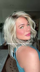 Belle Tress Wig Shop Short Santa Barbara Silver