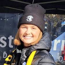 Stacey Lang's Instagram, Twitter & Facebook