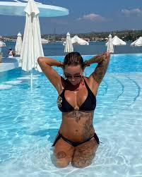 The model is dating romulo kuranyi, her starsign is libra and she is now 34 years of age. Gina Lisa Lohfink Added A New Photo Gina Lisa Lohfink