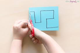 Working on gross motor skills helps a child gain strength and confidence in his/her body. Favorite Fine Motor Activities For Preschoolers