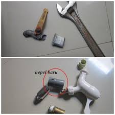 Kran merupakan salah satu alat untuk mengatur pengeluran air, atau alat untuk membantu keluarnya air dari penampung, untuk memasang kran air ini sebenarnya mudah sekali, jika anda tahu teknik serta memliki alat untuk memasangnya, bagi anda yang belum tahu cara memasang kran air, kami sajikan informasi mengenai cara memasang kran air dengan mudah. Melepas Kran Atau Nepel Yang Patah Di Dalam Halaman 1 Kompasiana Com