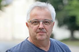 Erste Sitzung des neuen Gemeinderats Neukirchen: Warum Unternehmer Michael  Hula in letzter Minute die Reißleine zieht