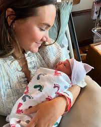 Couple adopts puppy before wedding