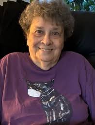 Lacy Eulene Mitchell Liles, age 90, of Paducah, Kentucky, passed away at  her home