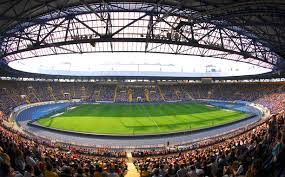 Новини клубу, склад команди, інформація про матчі, статистика гравців, календар матчів. Fk Metallist Harkov Dinamo Kiev Ot Shurika