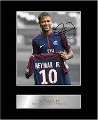 Raj das 2 august 13, 2020. Amazon De Neymar Jr Signiertes Foto Montiert Paris Saint Germain Fc