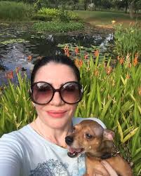 Venezuela 🇻🇪 TBT ✨☺️🔥 llevó tu luz y tu aroma en mi piel y el cuatro en  el corazón ♥️ 🎤🪕🪘🥁🎼😎 #venezuela🇻🇪 #maracaibo #colombia🇨🇴  #medellín #usa #brasilia #argentina🇦🇷 #chilegram #mamacocoya  #instagramers #latinoamerica #mexico