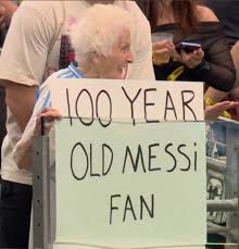 Un fan de Messi de 100 años se vuelve viral.