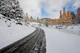 If your driveway is gravel or dirt rather than pavement, you need to pay even more attention to details before picking the best snow blower for you and your walkways, parking spots, and driveway. Gravel Driveway Snow Removal Removing Snow From A Gravel Driveway