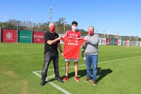 Atleta do sport club internacional! Inter Renova Com Rodrigo Dourado Ate Dezembro De 2022 Gazeta Esportiva