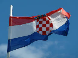 Informace o chorvatsku v kostce: Chorvatsko Vlajka Symbol Narodni Barvy Chorvatska Vlajka Landesfarben Foukat Vitr Vetrny Nebe Modry Pikist