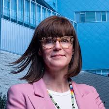 Raenelle Nesbitt (@RaenelleN)