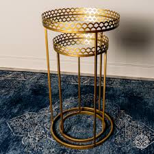 A traditional set typically seats 8 to 12 people, features an extension leaf. Ridgley Set Of Two Accent Tables Round Mirrored Gold