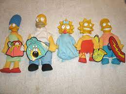 One such detail that fans have loved to scout for since hearing about it on office ladies is the homer simpson doll that makes an appearance greg daniels, the show's creator, was previously a writer on the simpsons so he added the homer simpson doll around the office as a nod to his past. Buy Collection Of Five Burger King Simpson Doll Figures Homer Marge Bart Lisa And Maggie Online At Low Prices In India Amazon In