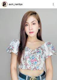 อั้ม นันทิยา มีชื่อจริงว่า นันทิยา ศรีอุบล เกิดวัน. Xvyzg7f Xhegmm